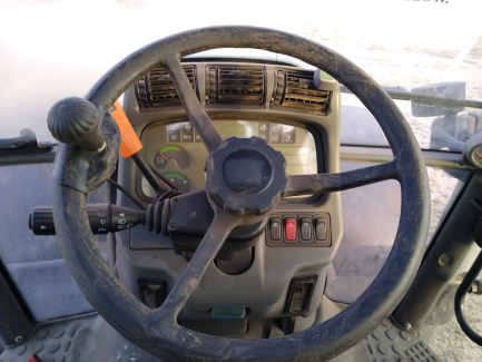 Zdjęcie przedmiotu: Deutz Fahr Agrotron X720 / TL1