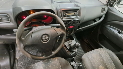 Zdjęcie przedmiotu: Opel Combo 1.3 CDTI E6 2.2t L2H1