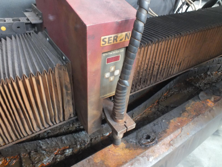 Zdjęcie przedmiotu: PLOTER PLAZMOWY SERON SK 1530