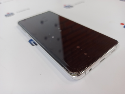 Zdjęcie przedmiotu: Samsung Galaxy S10 + G975F White Prism 