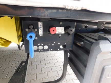 Zdjęcie przedmiotu: KRONE SD Curtain semitrailer