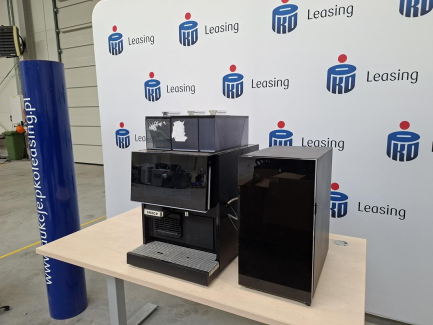 Zdjęcie przedmiotu: Кавоварка під тиском FRESCO X580C + холодильник MILK COOLER C5