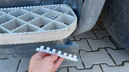 Zdjęcie przedmiotu: SCANIA R420 LA 6x2HNA E5 26.5t