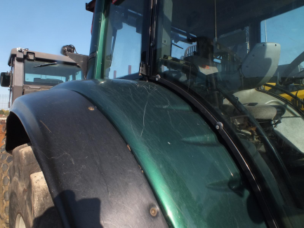 Zdjęcie przedmiotu: VALTRA T213 VERSU agricultural tractor