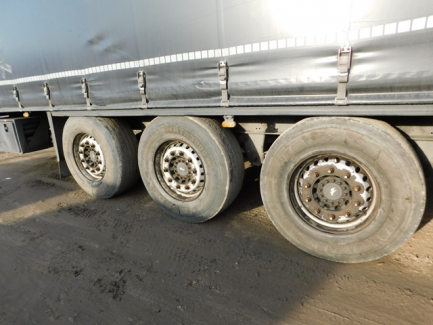 Zdjęcie przedmiotu: SCHMITZ CARGOBULL AG S01, SCS 24 / L-13.62 E B curtain semi-trailer