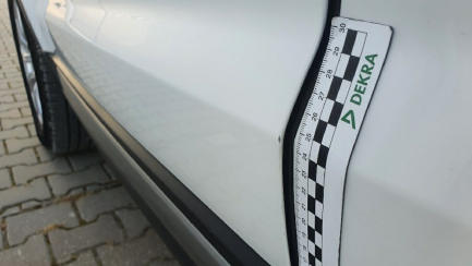 Zdjęcie przedmiotu: Range Rover Evoque 15-19 2.0TD4 SE aut