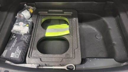 Zdjęcie przedmiotu: Mercedes-benz E 220 d 4-Matic 9G-TRONIC