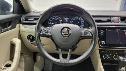 Zdjęcie przedmiotu: Skoda SUPERRB 1.8 TSI Style DSG