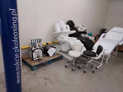 Zdjęcie przedmiotu: Bio Profit cosmetic device set (Golden Wave, Beltino, Delite Laserotherap, 2x beauty chair, 2x beauty stool, pedicure chair)