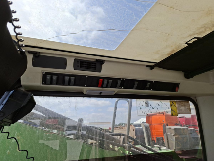 Zdjęcie przedmiotu: SENNEBOGEN 825 material handler