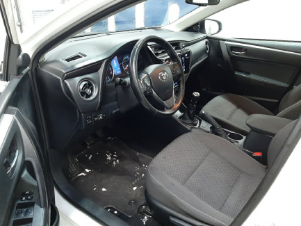 Zdjęcie przedmiotu: Toyota Corolla 1.6 Comfort