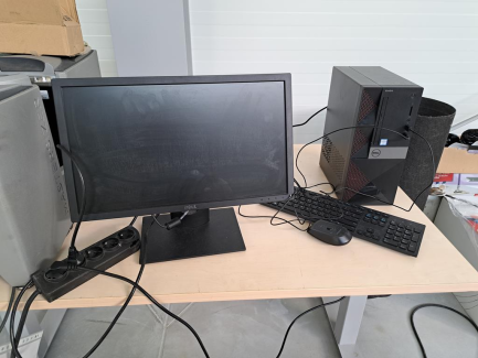 Zdjęcie przedmiotu: Laboratory kit (Flow measurement system, Particle size analyzer, Planetary mill)