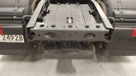 Zdjęcie przedmiotu: Mercedes-Benz Actros 1845 LS E6 18.0t Tampering with the odometer reading