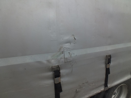 Zdjęcie przedmiotu: Przyczepa skrzyniowa i kurtynowa z osiami centralnymi PLANDEX PTL 18