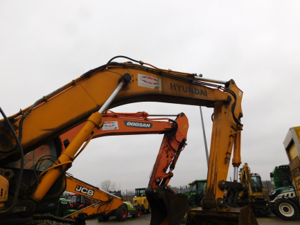 Zdjęcie przedmiotu: Hyundai Heavy Industries CO tracked excavator. LTD. R500LC - 7A