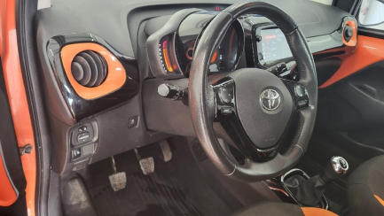 Zdjęcie przedmiotu: Toyota Aygo 1.0 VVT-i Selection X-cite