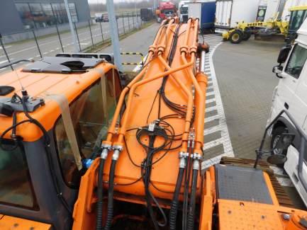 Zdjęcie przedmiotu: DOOSAN DX530LC-3 tracked excavator