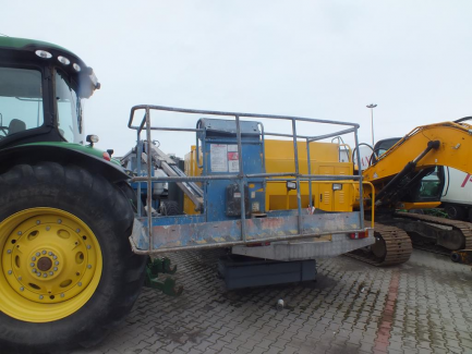 Zdjęcie przedmiotu: GENIE Z 135/70 articulated petrol platform