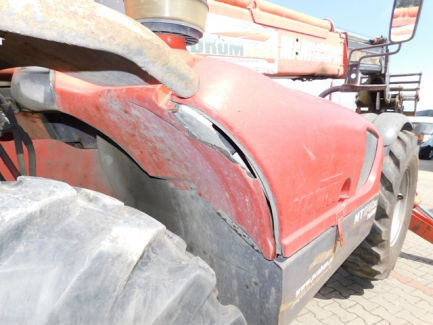 Zdjęcie przedmiotu: Manitou BF telescopic loader, 44158 Ancenis Cedex France MT 1740 SLT