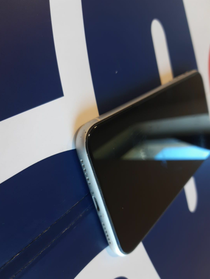 Zdjęcie przedmiotu: Telefon / Smartfon Apple iPhone 11, 64 GB biały, kod producenta MWLU2PM/A