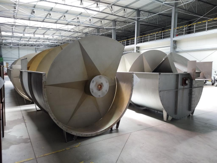 Zdjęcie przedmiotu: UNIMASZ SCH-2100/10 screw cooler - 2 pcs.