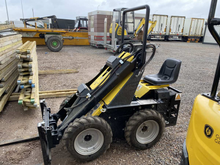 Zdjęcie przedmiotu: Tur Poland N520 wheel skid steer