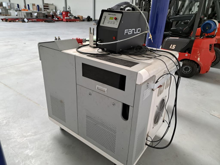 Zdjęcie przedmiotu: RĘCZNA SPAWARKA LASEROWA FANUCI 3.0 PRO GENX O MOCY 3 KW