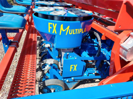 Zdjęcie przedmiotu: Urządzenie do nasadzeń FERRARI TRAPIANTATRICE FX M. S 12SL/2