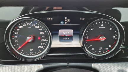 Zdjęcie przedmiotu: Mercedes-benz E 220d 9G-TRONIC