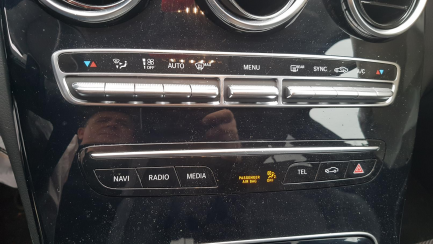 Zdjęcie przedmiotu: Mercedes-benz C 180 9G-TRONIC