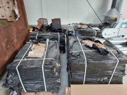 Zdjęcie przedmiotu: Galvanizing furnace with equipment