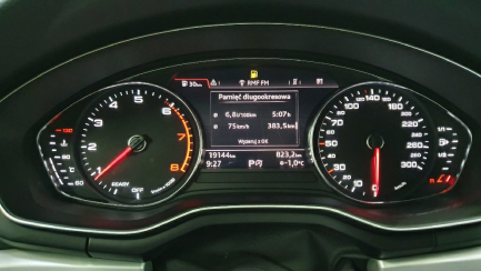 Zdjęcie przedmiotu: Audi A4 sedan