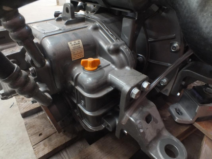 Zdjęcie przedmiotu: YANMAR yacht engine with YANMAR Y4LHA Y4LHA equipment - STP