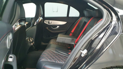 Zdjęcie przedmiotu: Mercedes-benz C63 AMG