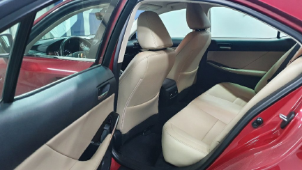 Zdjęcie przedmiotu: LEXUS, IS 16-, IS 200t / 300 Elegance