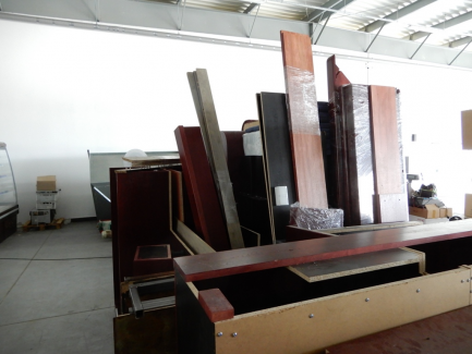 Zdjęcie przedmiotu: A set of MAGNA TRADE bar furniture