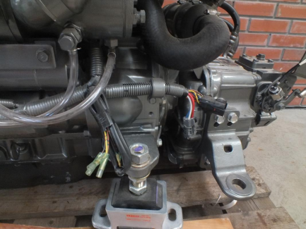Zdjęcie przedmiotu: YANMAR yacht engine with YANMAR Y4LHA Y4LHA equipment - STP
