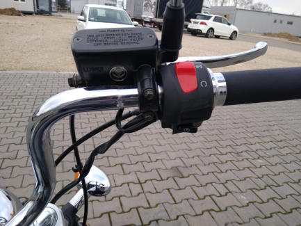 Zdjęcie przedmiotu: Junak M11