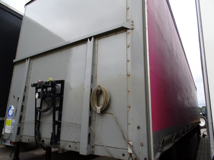 Zdjęcie przedmiotu: Curtain semi-trailer BERGER SAPL 24 - Established fiscal pledge on the Object