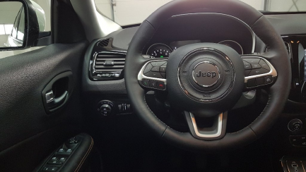 Zdjęcie przedmiotu: Jeep Compass