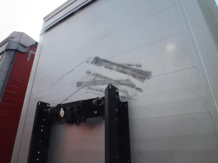 Zdjęcie przedmiotu: AUCTION OF THE DAY KOEGEL SN 24 Curtain trailer