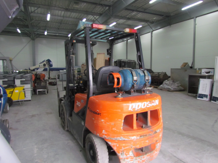 Zdjęcie przedmiotu: W&oacute;zek widłowy Doosan G30G LP