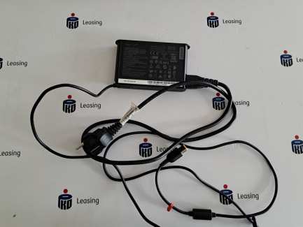 Zdjęcie przedmiotu: LENOVO THINKPAD P1 Gen 3 laptop 15.6'' Intel Xeon W-10855M 2.8 GHz / NVIDIA Quadro T2000 / 1000 GB SSD / 32 GB RAM