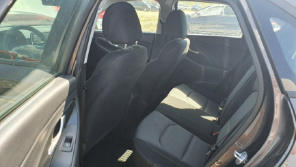 Zdjęcie przedmiotu: HYUNDAI i30 17-,  1.4 Classic +