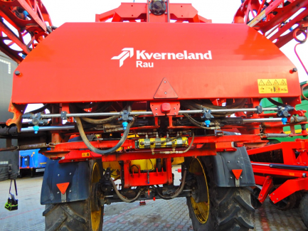 Zdjęcie przedmiotu: KVERNELAND GROUP IXTRACK C60 trailed sprayer