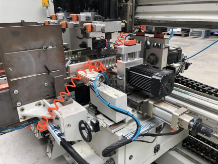 Zdjęcie przedmiotu: LAZZONI EXPERT 806 through-feed drilling machine