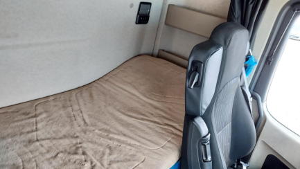 Zdjęcie przedmiotu: Mercedes-benz Actros E6 18.0t