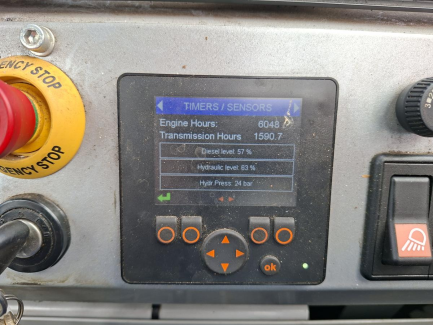 Zdjęcie przedmiotu: Vimek 404 SE harvester