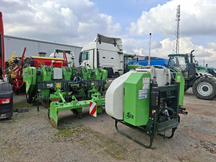 Zdjęcie przedmiotu: Czterorzędowa sadzarka do ziemniak&oacute;w z napędem hydraulicznym AVR CERES 440