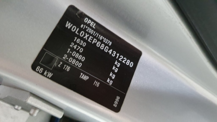 Zdjęcie przedmiotu: Opel CORSA-E Hatchback